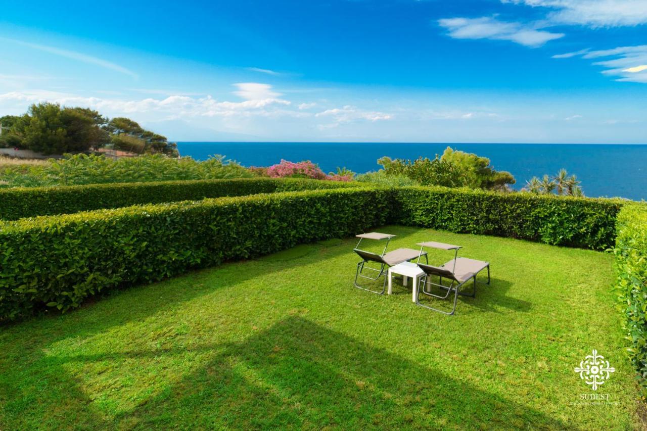 Villa Vittoria - Waterfront House Augusta Exteriér fotografie
