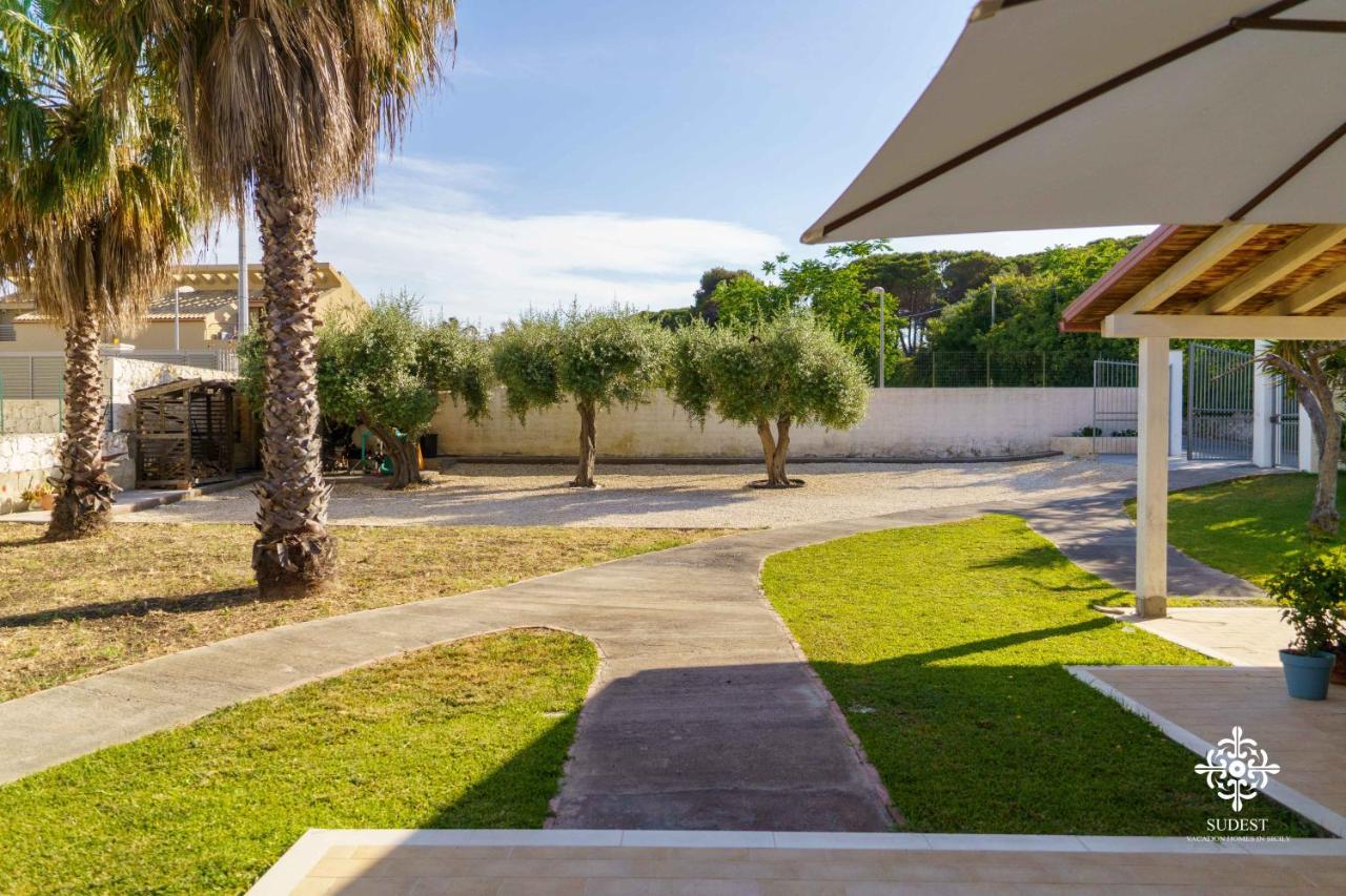 Villa Vittoria - Waterfront House Augusta Exteriér fotografie