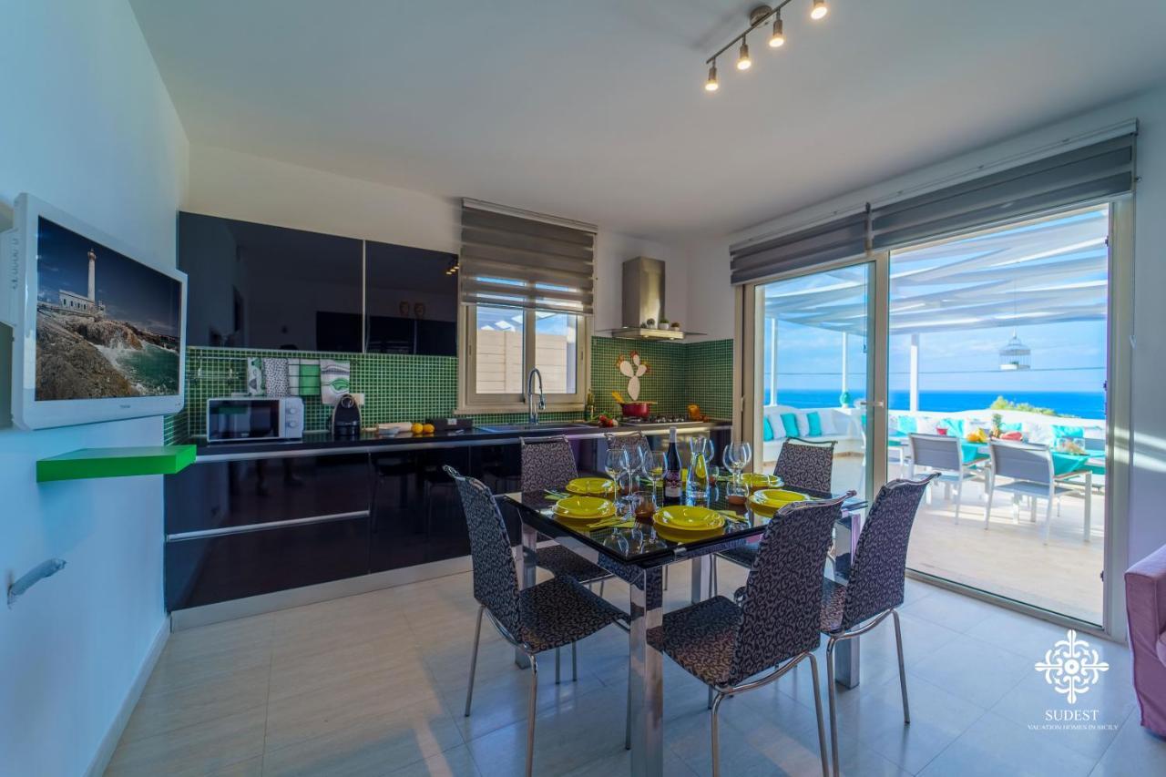 Villa Vittoria - Waterfront House Augusta Exteriér fotografie