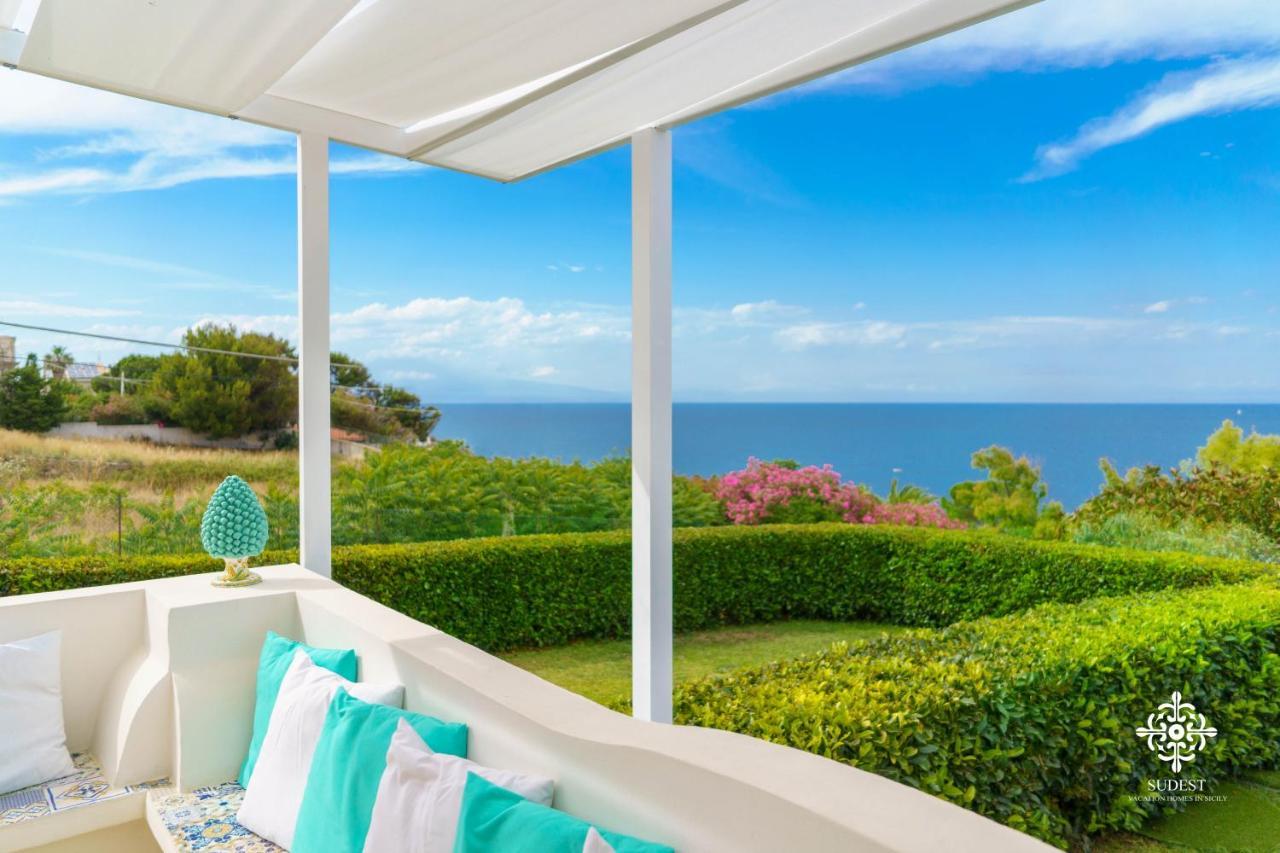 Villa Vittoria - Waterfront House Augusta Exteriér fotografie