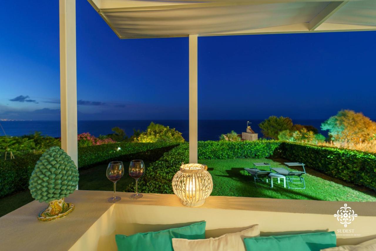 Villa Vittoria - Waterfront House Augusta Exteriér fotografie